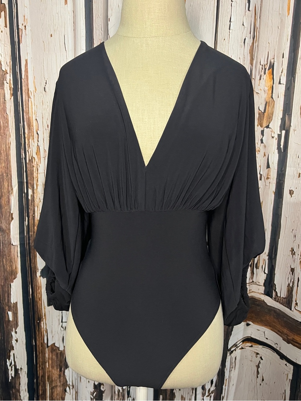ELEGANT EXPRESS V-Neck Draped-Sleeve Bodysuit